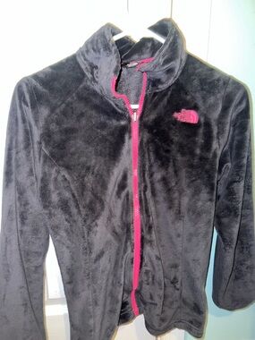 The North Face Girls' Black Fleece Jacket with Pink Accent